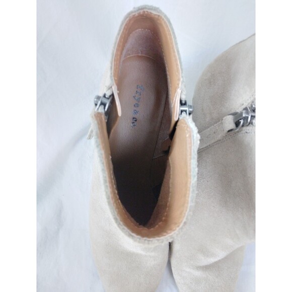 Frye & Co Holly Suede Ankle Boots Ash Heel Booties Zipper Womens Size 7.5 M - Picture 8 of 9